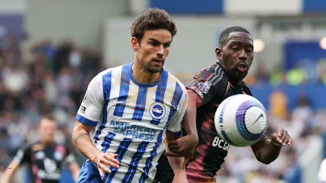 Brighton de Diego Gómez iguala con Leicester