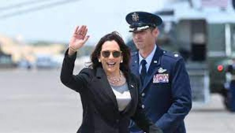 Avión de Kamala Harris se ve obligado a aterrizar debido a un problema técnico