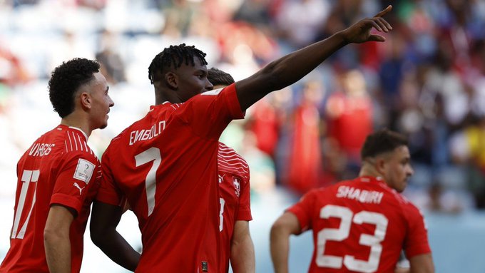 Suiza resiste y se impone ante Camerún