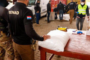 Operativo Dulzura: La SENAD evitó un enorme cargamento de cocaína