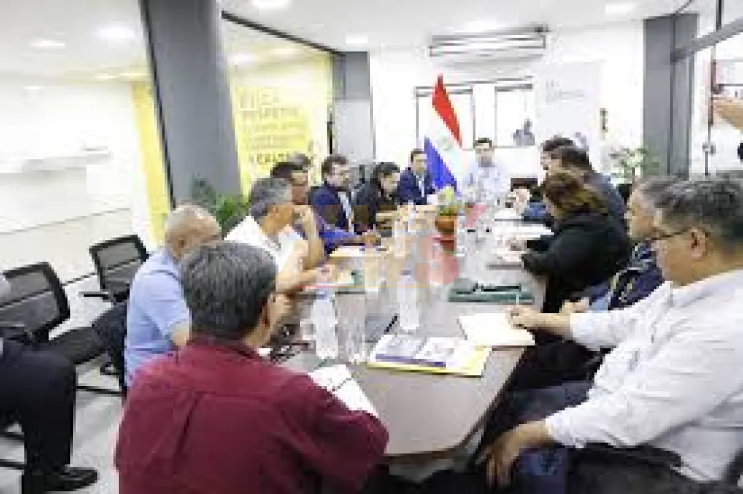Gobierno y choferes del transporte público alcanzan principio de acuerdo