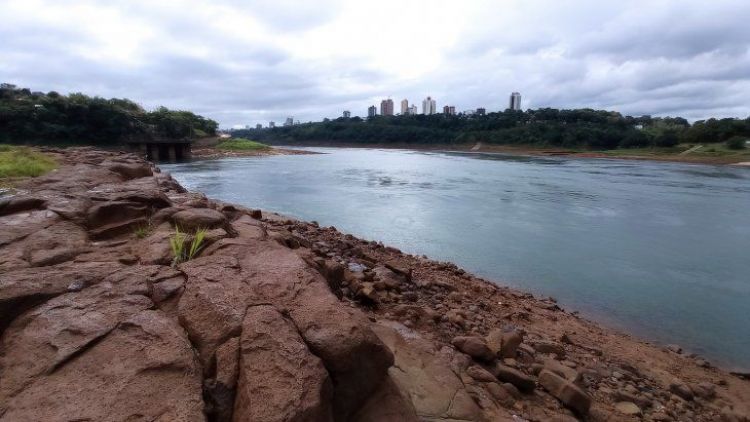Cerrito: Una joven está desaparecida en aguas del río Paraná