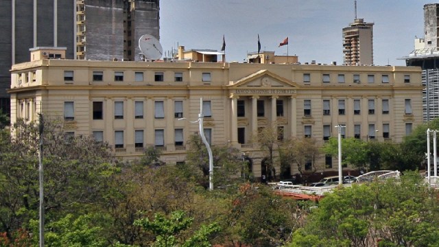 Emiten dos dictámenes sobre veto del Ejecutivo a integración del BNF con el FG