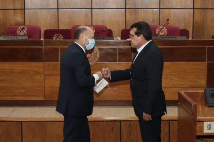 Eligen a Santa Cruz y Cartes pierde cupo en Consejo de la Magistratura