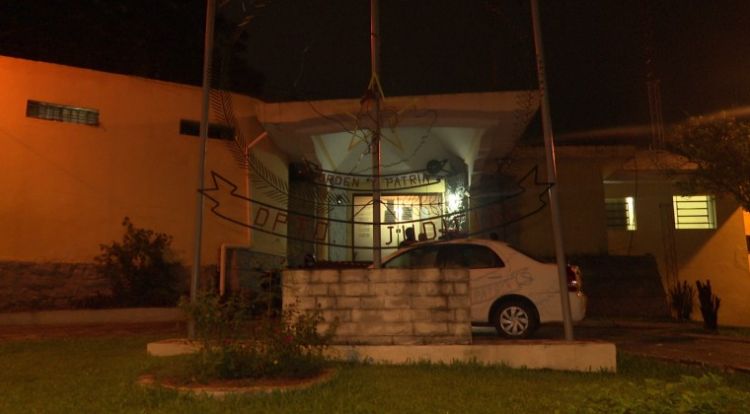 Presos que amenazaron con amotinarse, exigieron drogas o traslado a una penitenciaría