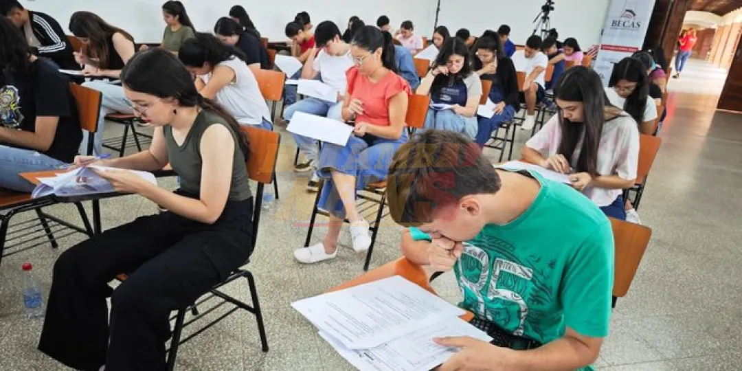 Postulaciones para 5.000 becas van hasta mañana