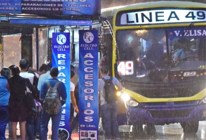 Nuevo plan del sistema de transporte público podría ahorrar hasta USD 14 millones, según diputado