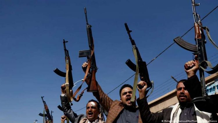 Yemen: Arabia Saudita suspende bombardeos para abonar proceso de paz