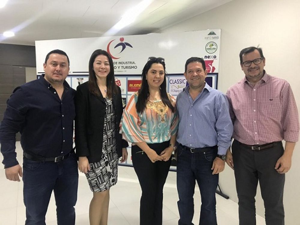 Senador sugiere al presidente Marito destituir al titular de IPS