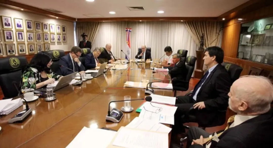 Pleno de la Corte reafirma: Prófugos no pueden litigar