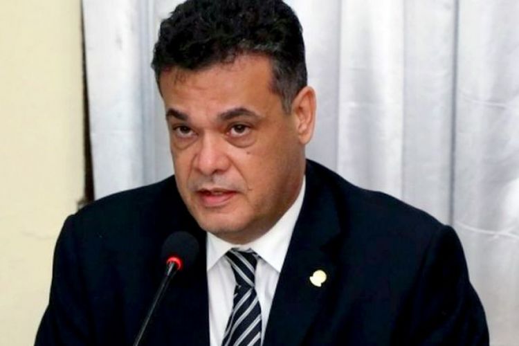 Robert Acevedo tenía miedo de la enfermedad, dice su hermano