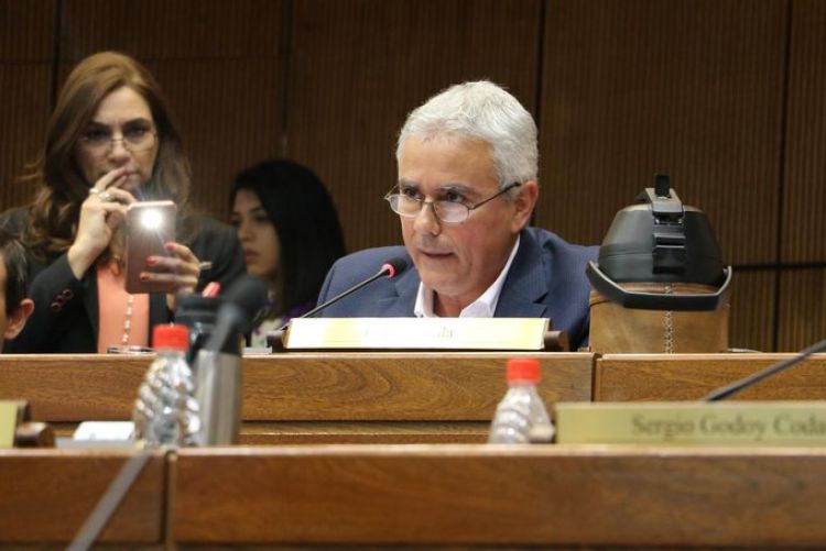 Zavala reconoce que comentario de Giuzzio sobre “industria del secuestro” generó bronca