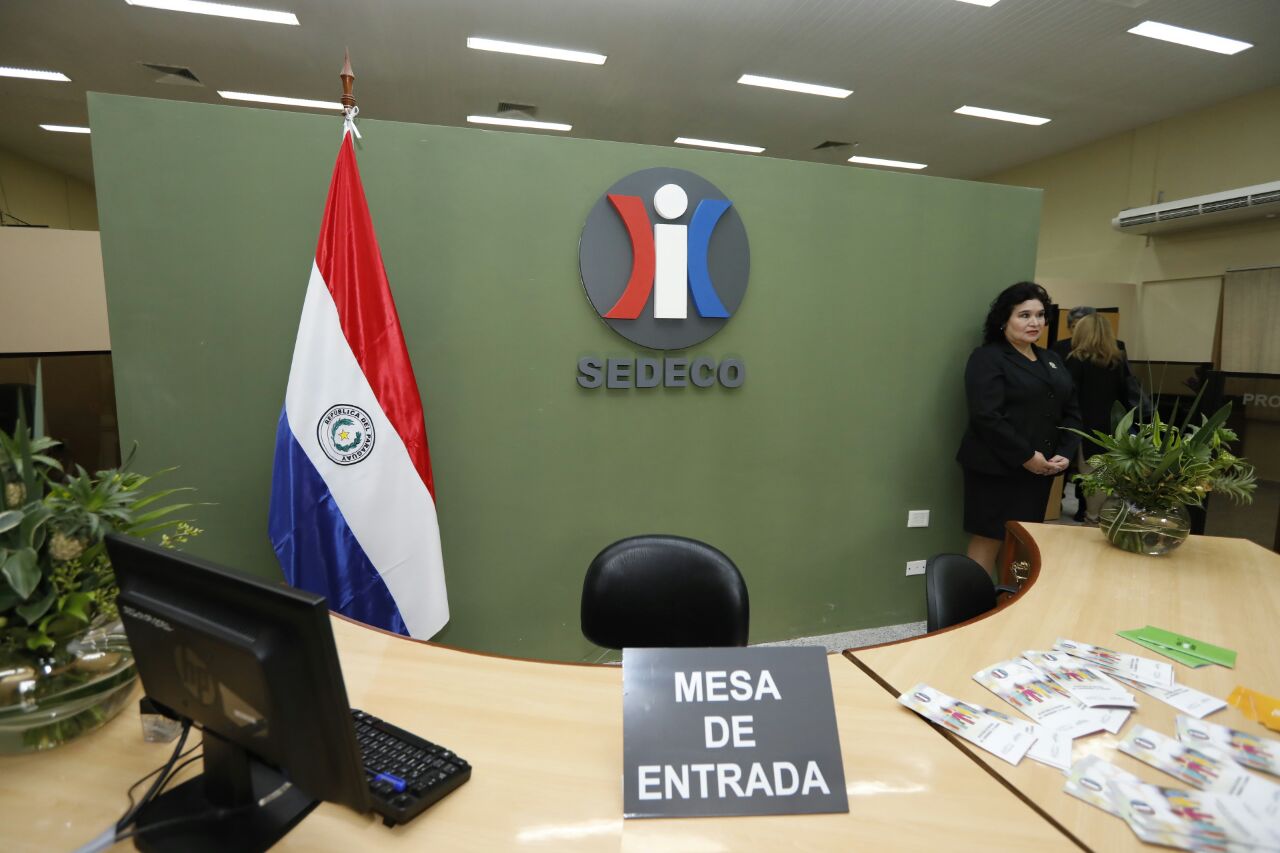 Telecomunicaciones, servicios financieros y seguros, los más denunciados ante SEDECO