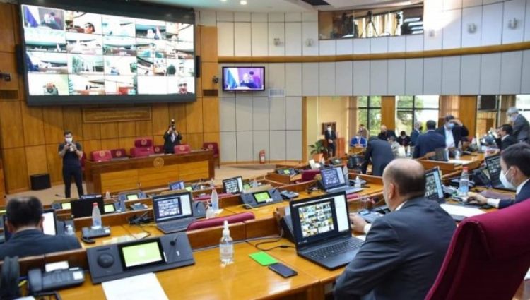 Sin fecha para que senadores viajen a EEUU para llevar informe sobre lavado de dinero