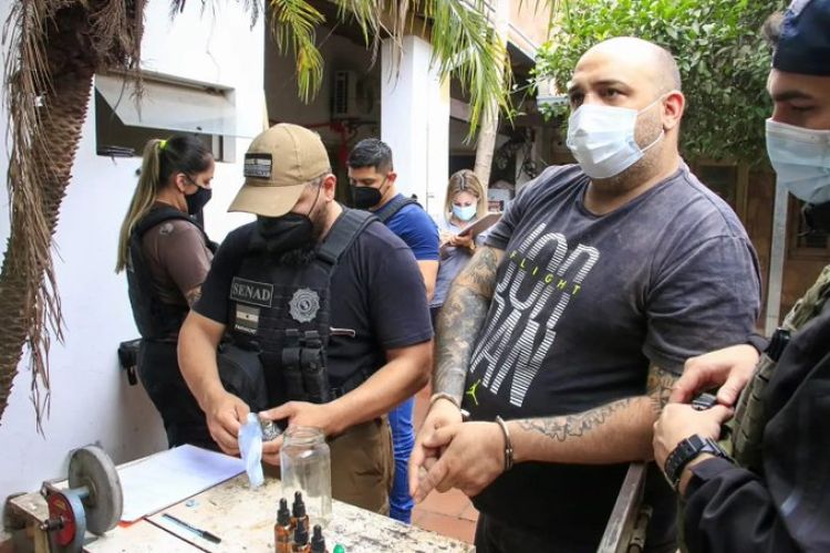 Decretan arresto domiciliario de cantante imputado por narcotráfico