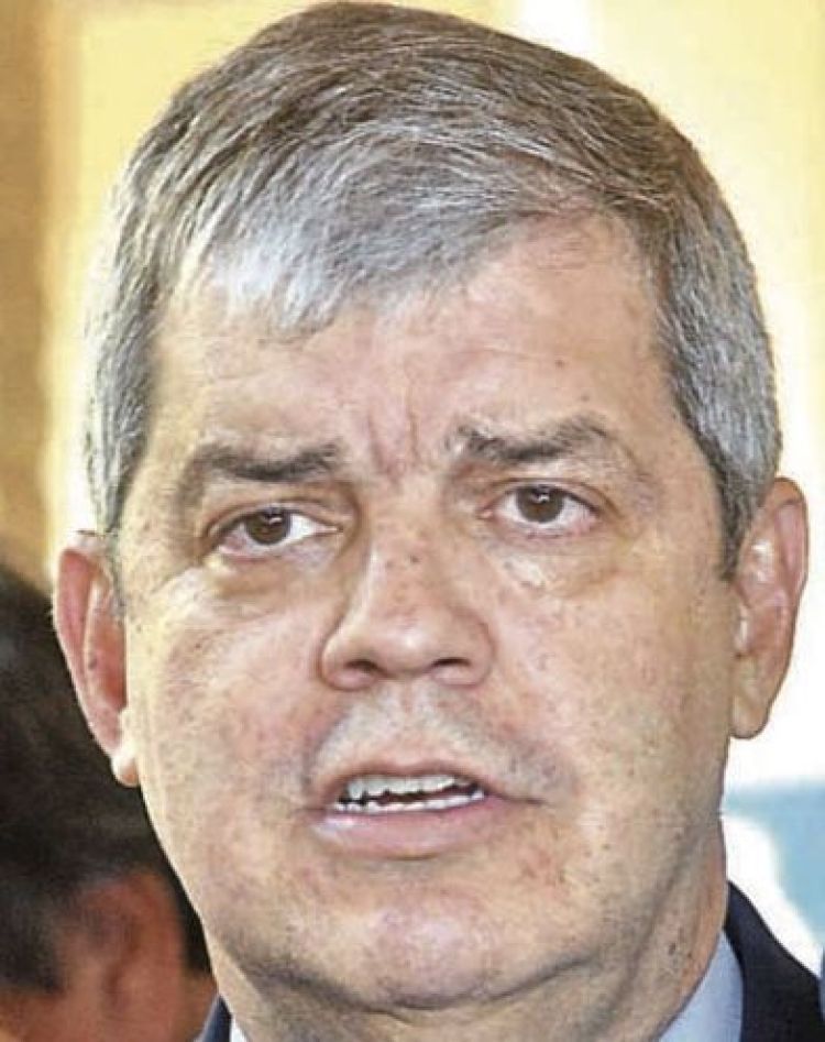 Riera, dolido por falta de apoyo para ser designado como embajador ante la OEA