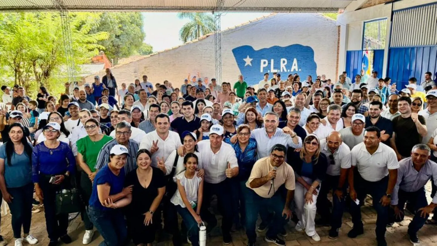 Éver Villalba suma alianzas con la meta de que el PLRA lidere a la oposición con miras al 2028