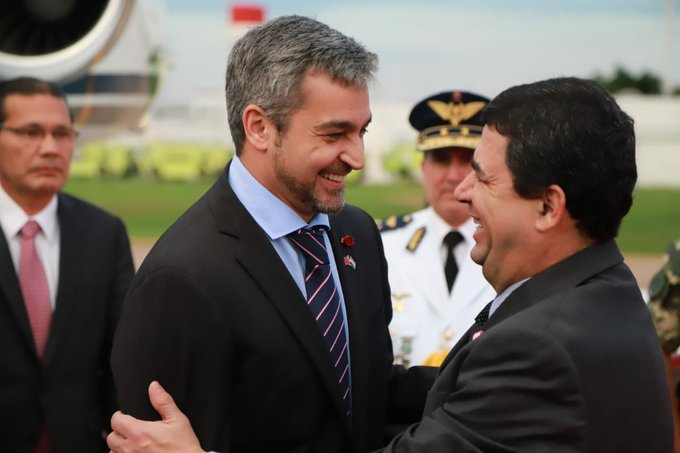 Mario Abdo se fue a Roma y Paraguay quedó a cargo del significativamente corrupto