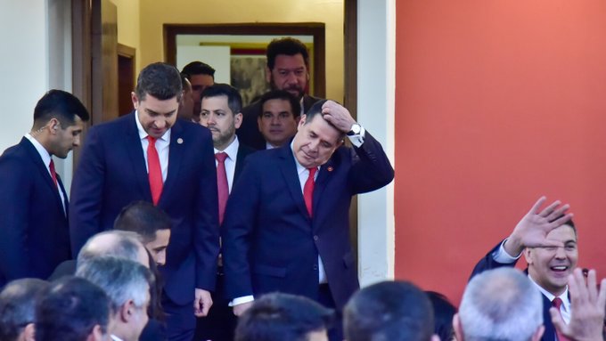 Fiscalía abre causa penal tras declaraciones que sindican a Cartes