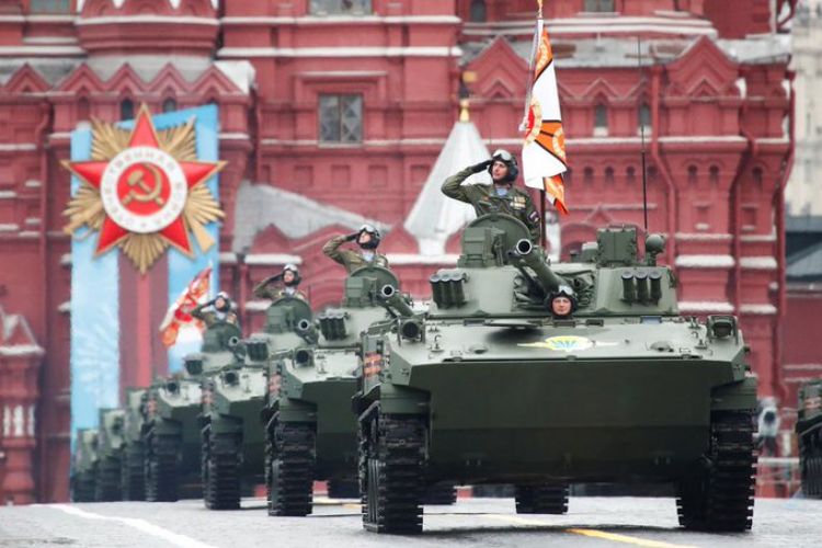 Vladimir Putin desplegó su poderío militar en el Día de la Victoria