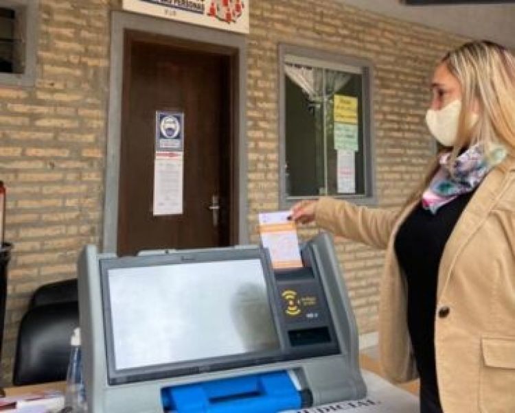 Locales de votación contarán con máquina de capacitación con candidaturas ficticias