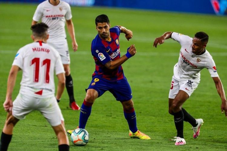 El Barcelona empató ante Sevilla y pone en peligro su liderato