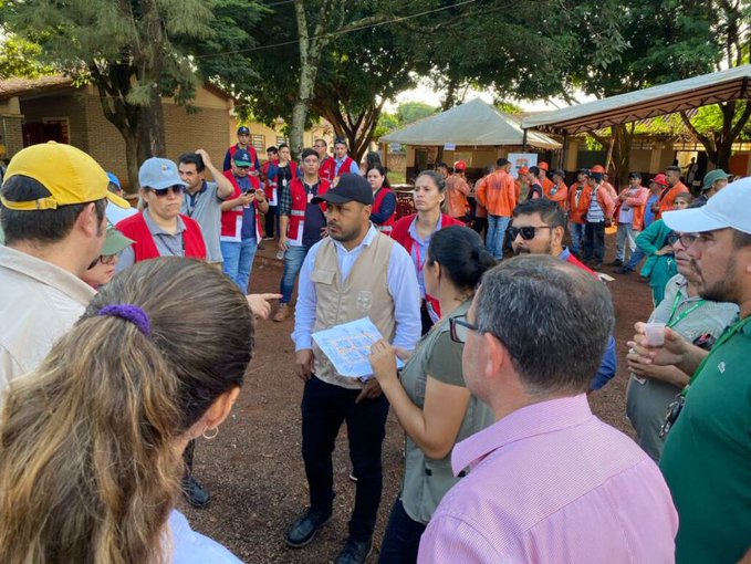 Minga Ambiental en Hernandarias buscando seguir luchando contra el dengue