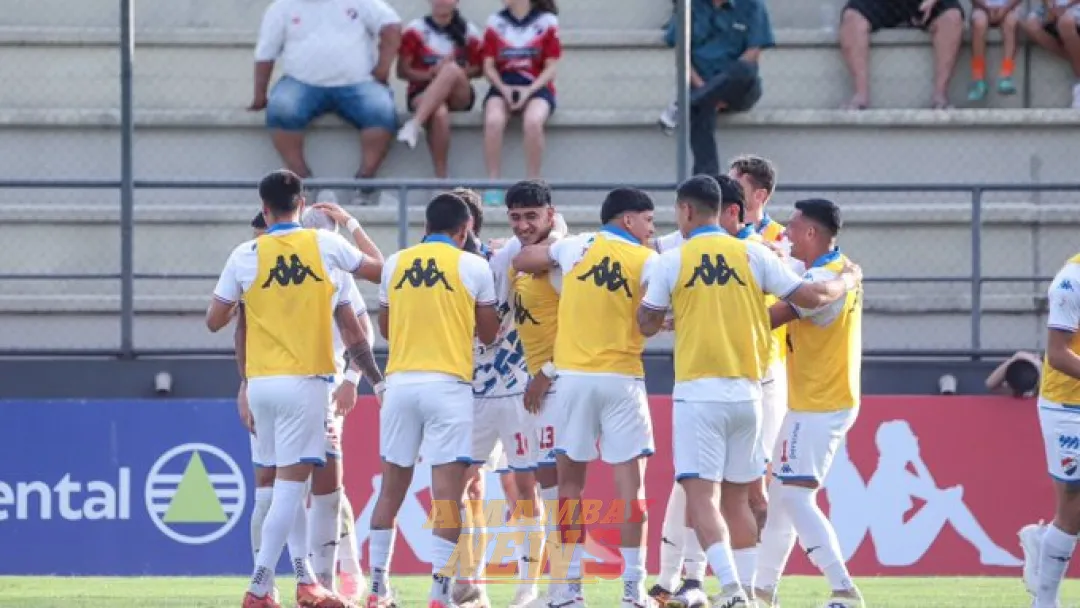 Nacional gana y mete presión
