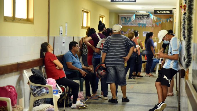 Salud registra más de 12.000 consultas diarias por chikungunya