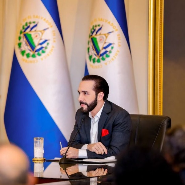 Bukele va por la reelección: Asamblea salvadoreña aprueba licencia presidencial