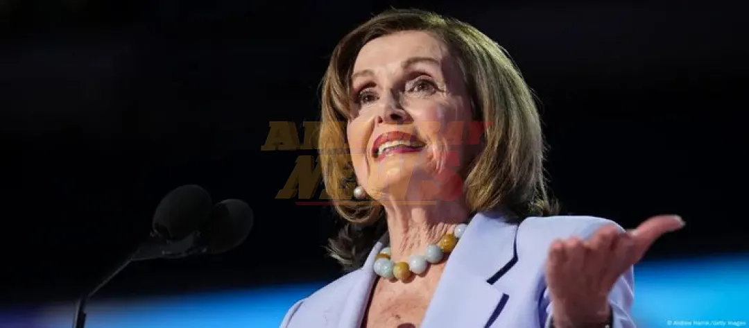 Nancy Pelosi, internada en Luxemburgo por fractura de cadera