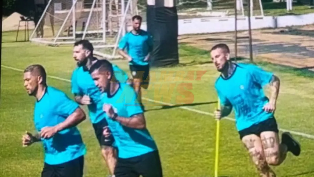El Pipa Benedetto se entrena en Olimpia