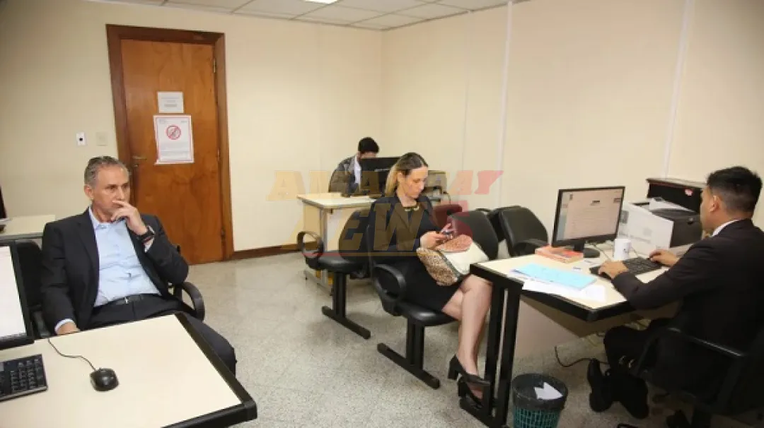 Reabren causa contra exministro Óscar Boidanich