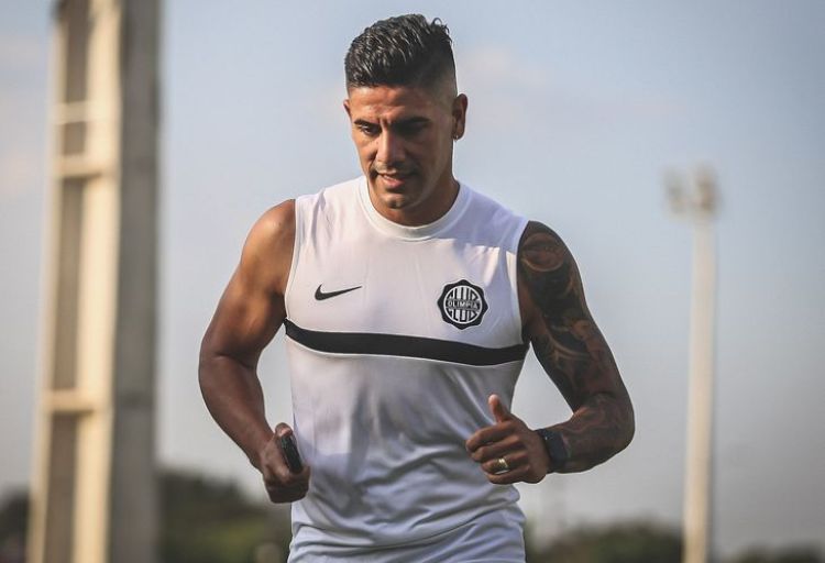 Olimpia recibe en casa al General Caballero