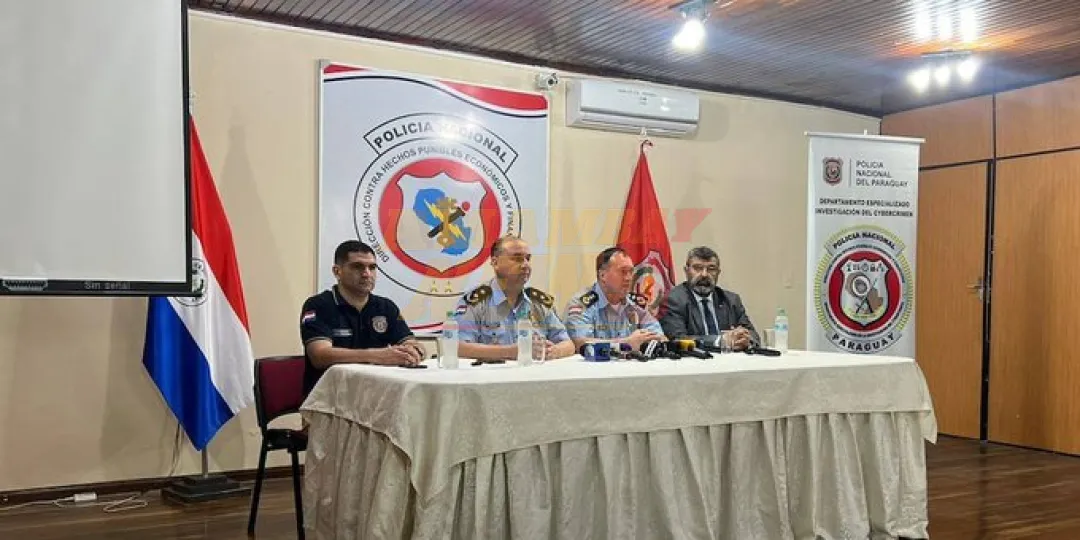 Policía lanza campaña para prevenir estafas y fraudes durante las fiestas de fin de año