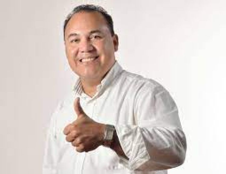 Gobernador de Cordillera lanzará oficialmente su precandidatura a la Presidencia del país