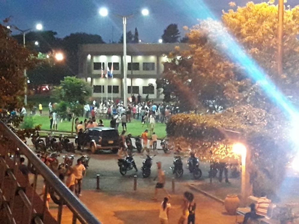 Antiacevedistas y seccionaleros no juntaron más que 150 personas contra José Carlos Acevedo