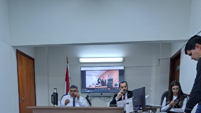 En receso de juicio por prestación alimentaria, concejal desaparece del Juzgado