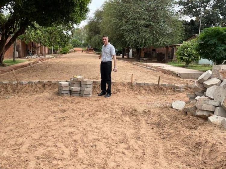 Gobernador Ronald Acevedo verifica obras en Bella Vista