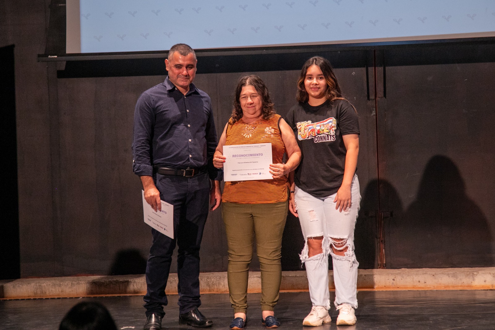 Premian a personas que trabajan por la memoria histórica y por el ambiente sano