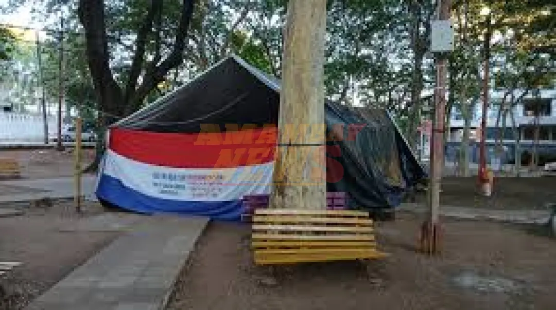 AUDIO: Reservistas de 1989 denuncian que pagan a comisario para cuidar la «carpa de la resistencia»