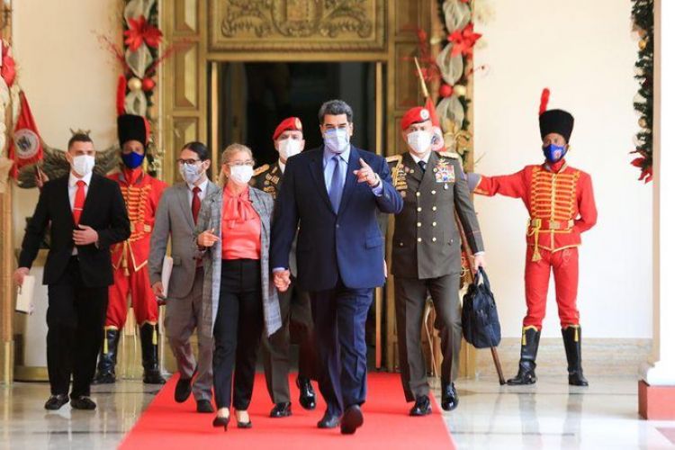 Venezuela flexibiliza cuarentena y levanta toque de queda en regiones fronterizas