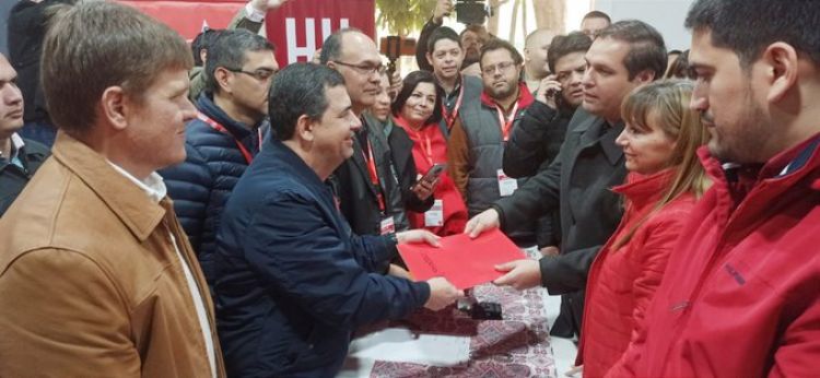 Velázquez lamentó que Fiscalía no investigue reportes de lavado de dinero