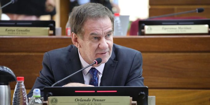 Penner renuncia a Patria Querida y el partido se debilita más