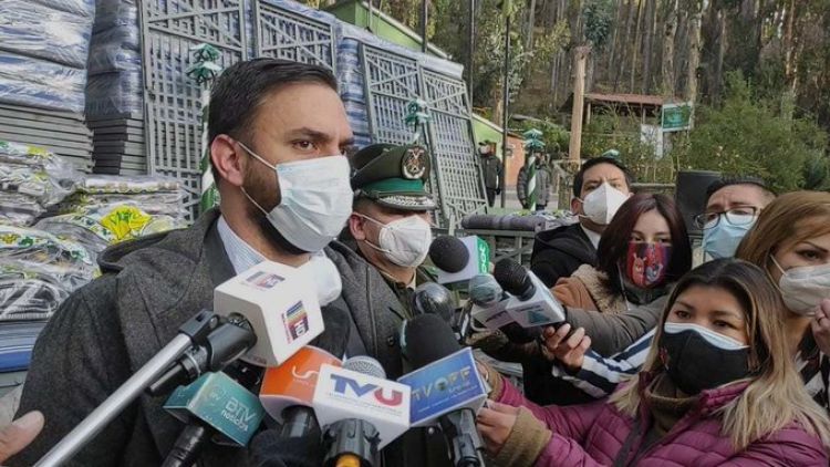 Investigan presunto envo de gases lacrimgenos del gobierno de Lenn Moreno al rgimen de facto de Jeanine ez en Bolivia