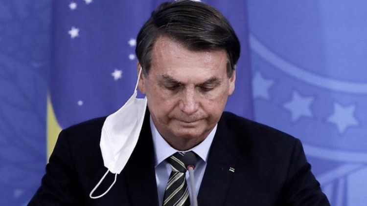 Bolsonaro ordenó al Ministerio de Salud no exigir el uso de tapabocas a vacunados y recuperados