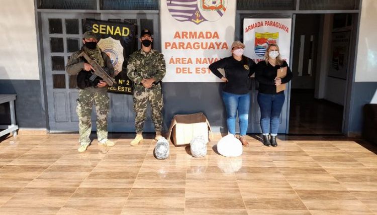 Detectan supuesta cocaína durante control fluvial en el este