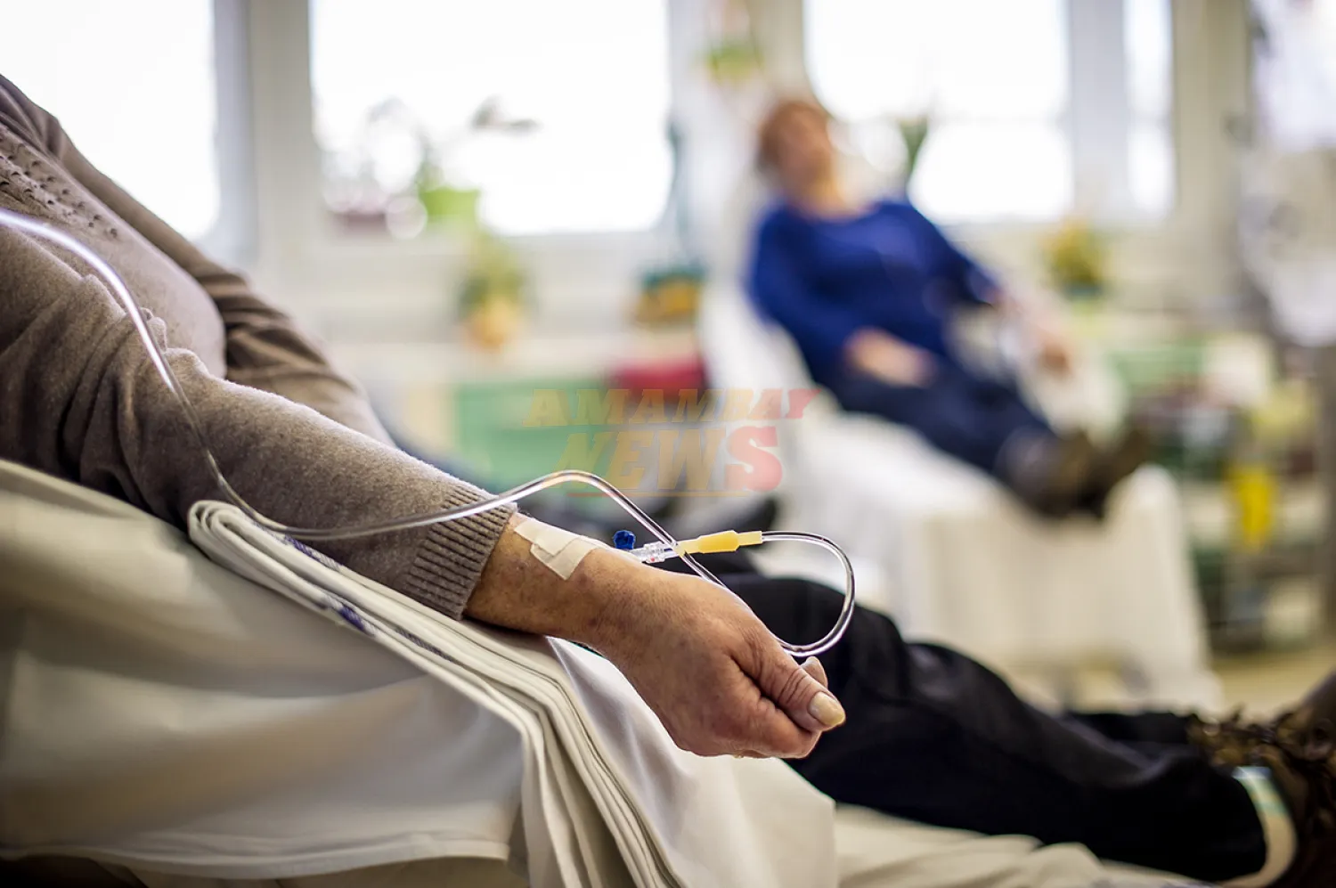 Firma que no cumple con pacientes oncológicos tiene otro millonario contrato con Salud