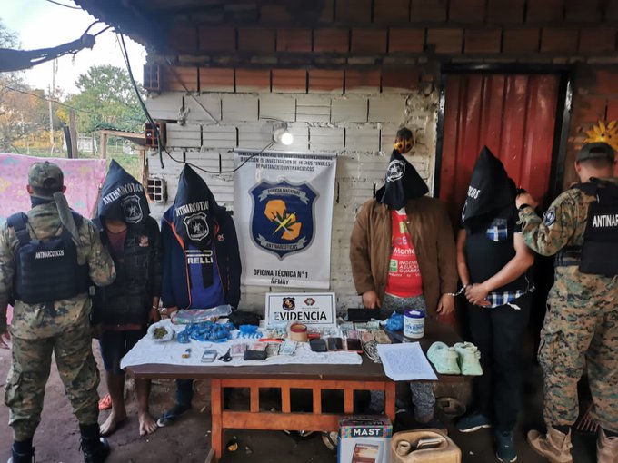 Cuatro detenidos tras allanamiento e incautación de drogas en Ypané