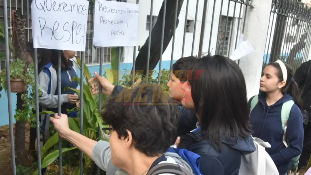 Colegio Stella Maris es tomado de nuevo contra director por amedrentamientos